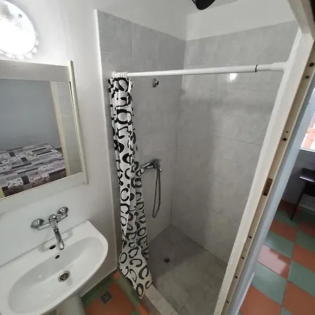 Penzion Mona 3*